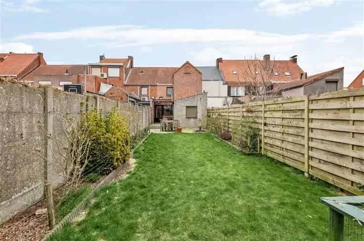 Gezinswoning te koop Turnhout 4 slaapkamers tuin