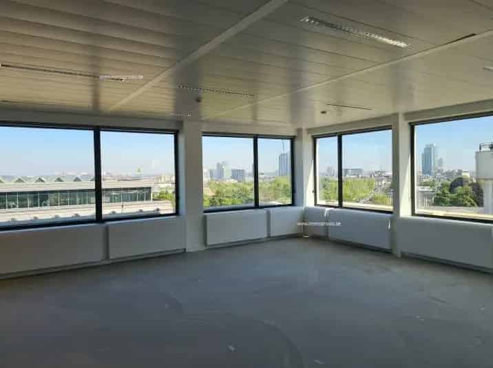 Kantoren te Huur Brussel - 1323m² - Europawijk
