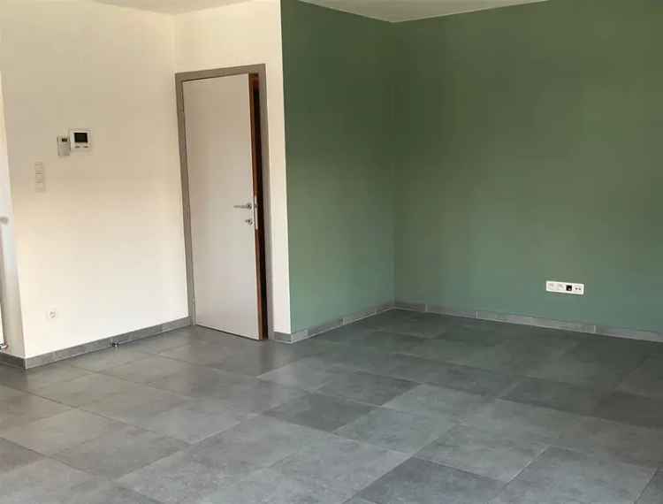 Gelijkvloers Appartement te Huur Beervelde