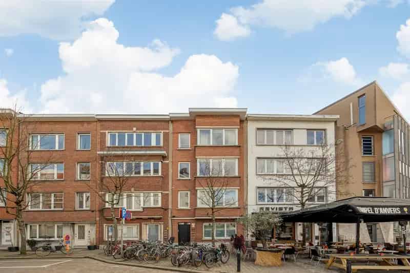 Appartement te huur Antwerpen Zuid: Modern gelijkvloers met terras