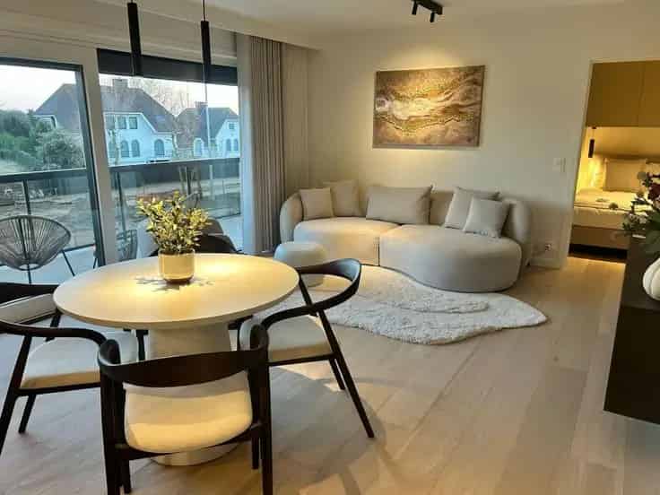Appartement Te Koop Nabij Zee Compleet Gerenoveerd