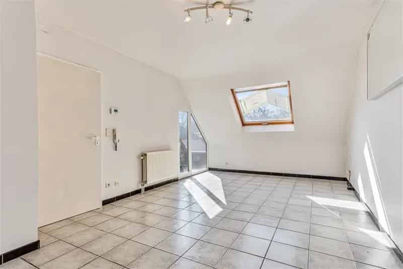 Energiezuinig Dakappartement te huur nabij Aalst