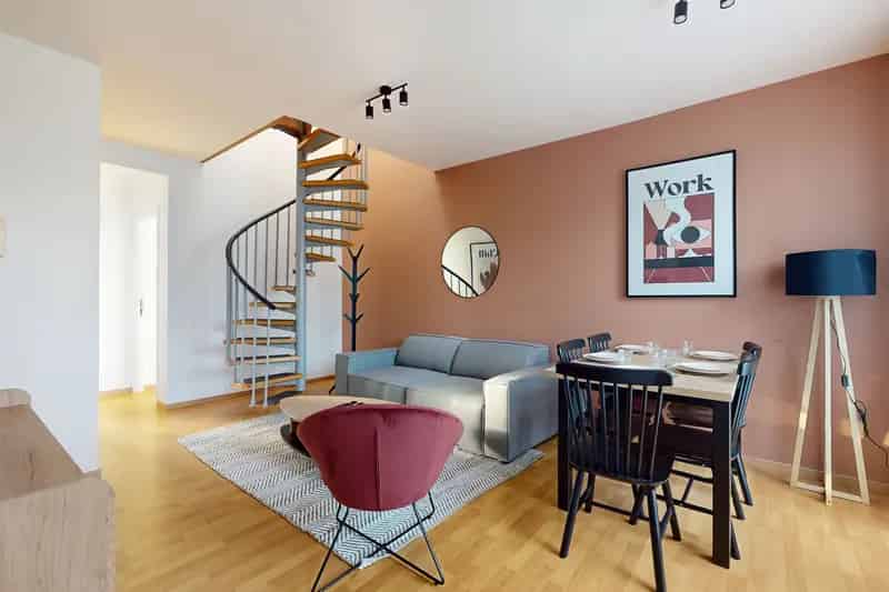 Gerenoveerd Appartement Jette 5 Slaapkamers 125m²