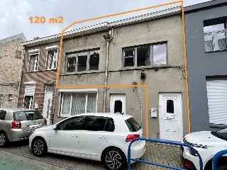 Te koop duplex appartement in Aalst met renovatiemogelijkheden