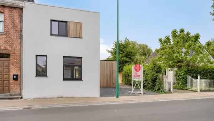 Geringeoveerde Halfopen Bebouwing te Essen