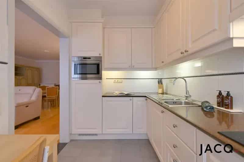 Appartement te huur 2 slaapkamers terras gerenoveerd