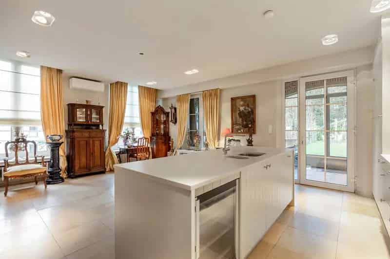 Luxe Villa-Appartement te Genk 280m²