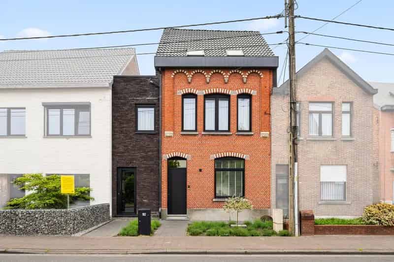 Huis te huur: Vernieuwde 3-kamer woning met tuin