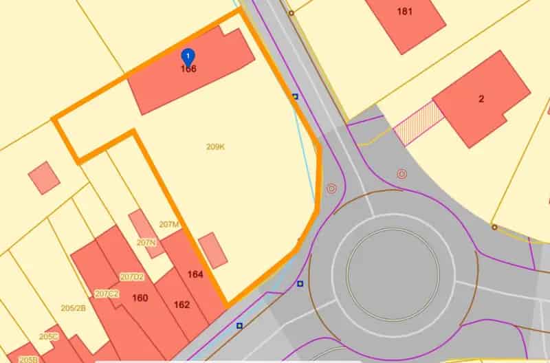 Charmante alleenstaande woning te renoveren
