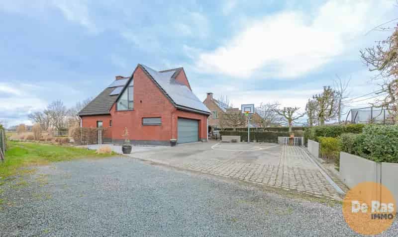 Huis te huur Wieze: Moderne villa 5 slaapkamers 2 badkamers