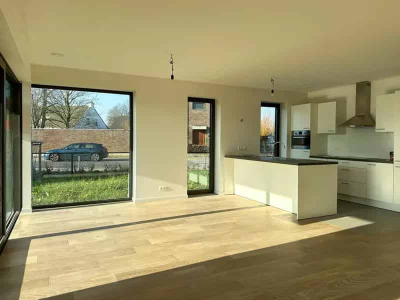 Gelijkvloers Appartement 2 slaapkamers Tuin Beveren