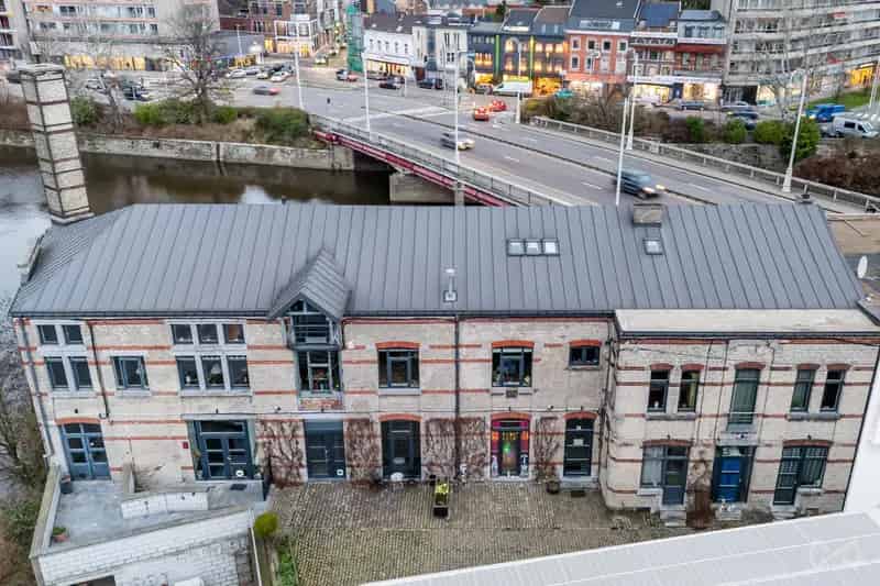 Loft te koop Chênée 150m² - Jacuzzi - Parking - Investering