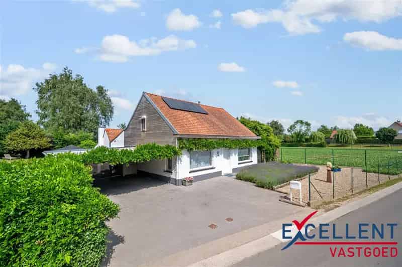 Landelijke woning te koop Deinze 4 slaapkamers grote tuin
