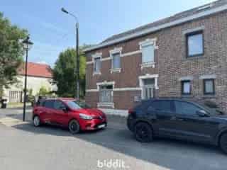 Huis te renoveren Corroy-le-Château 3 slaapkamers