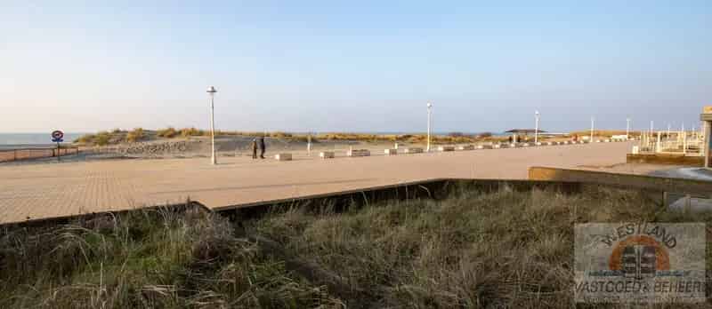 Appartement te koop Nieuwpoort: Zeedijk, 1 slaapkamer, groot terras