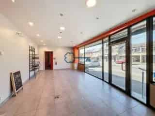 Handelspand Forrières 464m² - Woning en Commercie