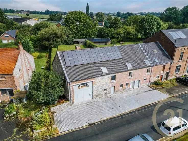 Authentieke Boerderij te Koop Tongrinne 300m² 5 slaapkamers