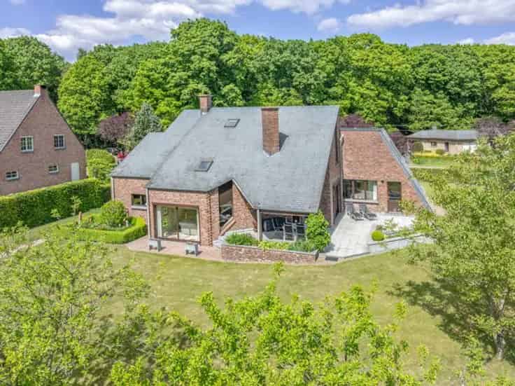 Huis Te Koop Sint Job in 't Goor: Architecturale Gezinswoning