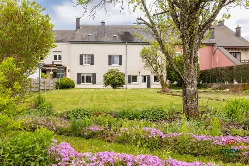 Huis te koop Chantemelle - 4 slaapkamers - Grote zolder - Tuin