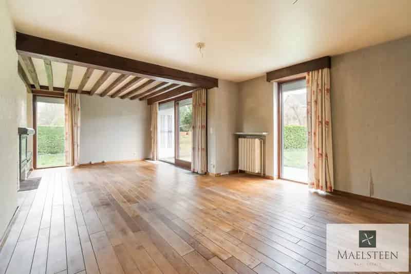 Huis te huur Brugge - Op te frissen woning met garage en tuin