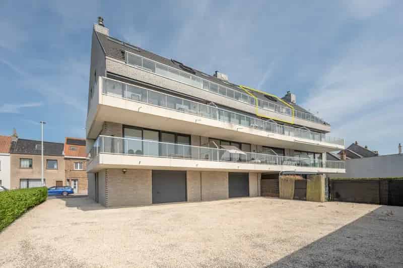 Appartement te huur Bredene: Instapklaar met garage en terras