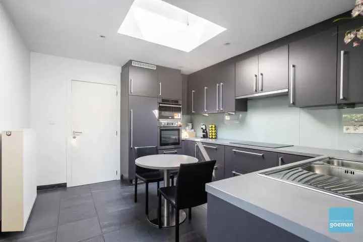 Gerenoveerde woning te koop in Serskamp