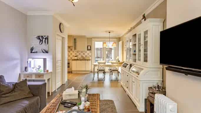 Gerenoveerde Charmewoning 4 slaapkamers Merksem