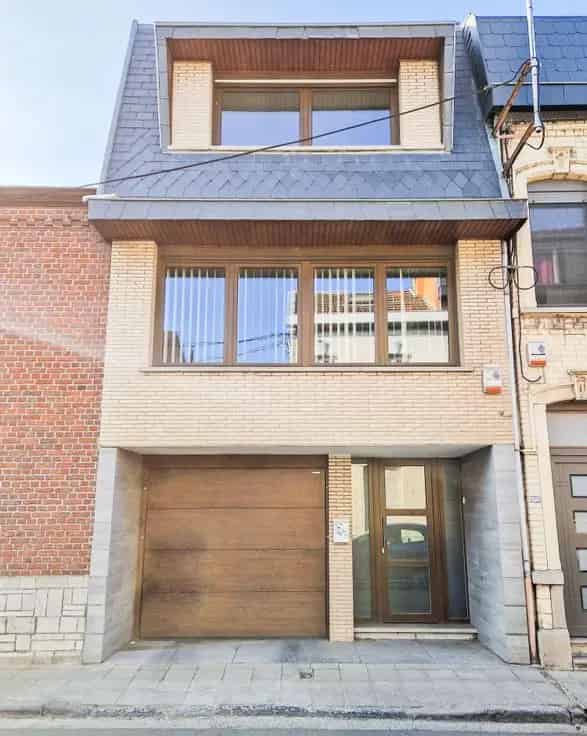 Huis Te Koop Montegnée: Gezellig Familiewoning Nabij Centrum