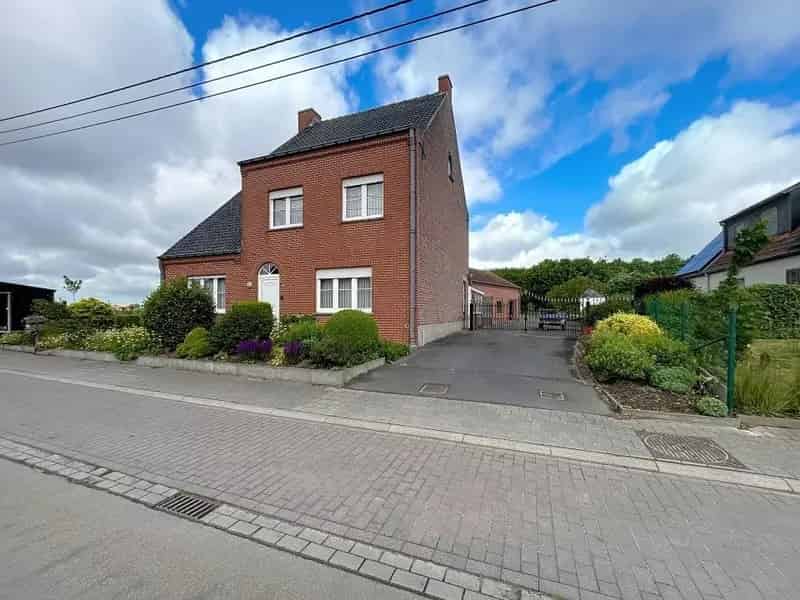 Alleenstaande woning nabij centrum Staden