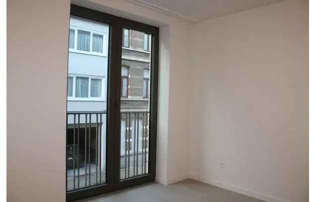 Huur 2 slaapkamer appartement van 96 m² in Antwerp