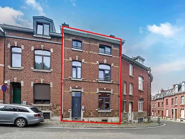 Ruime Eengezinswoning te Koop in Laveu