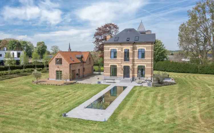 Exclusieve villa op 1,5ha  met vier slaapkamers & zwemvijver