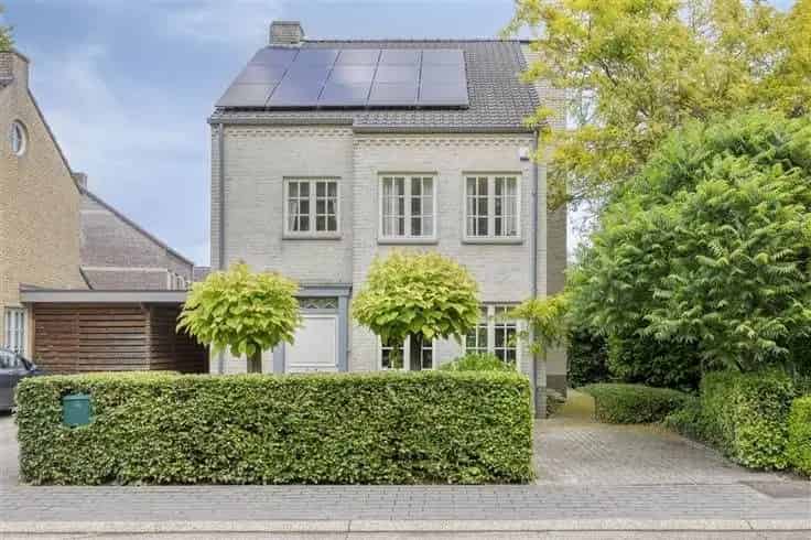 Huis Te Koop Achel 5 Slaapkamers 246m²