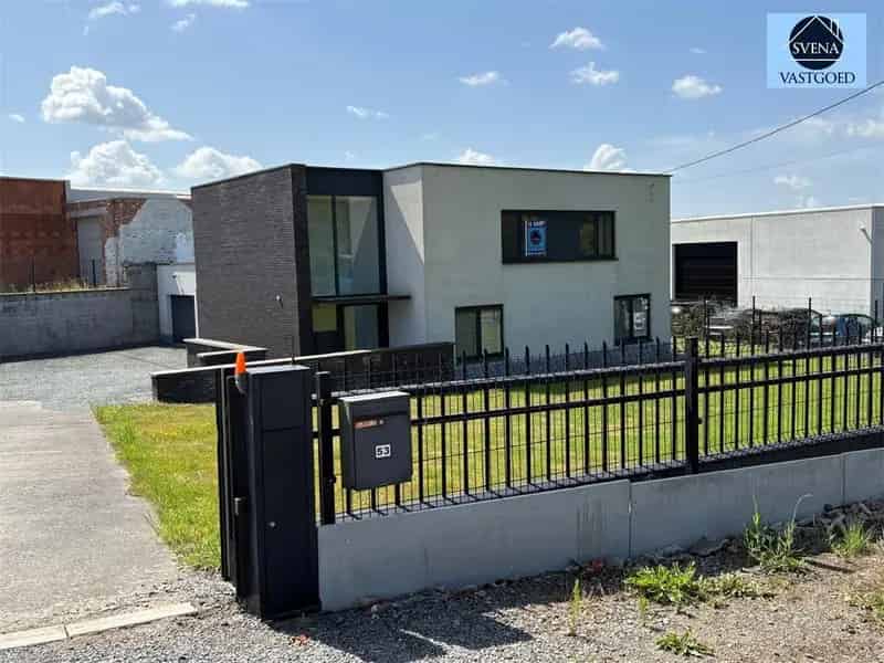 Appartement met Magazijn KMO Zone