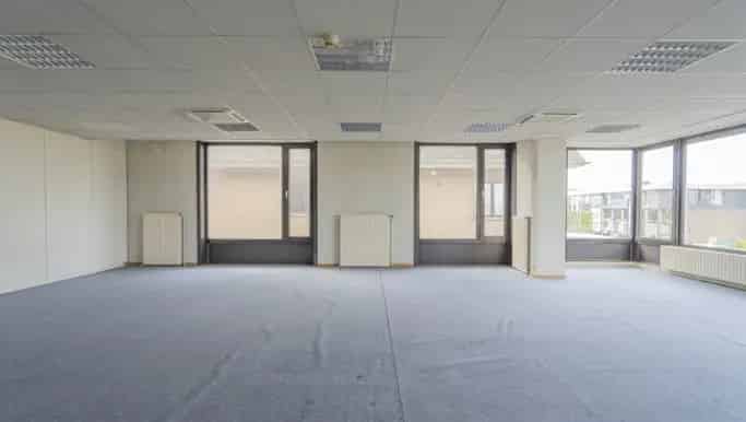 Kantoor te Koop Harelbeke 1400m² Nabij R8