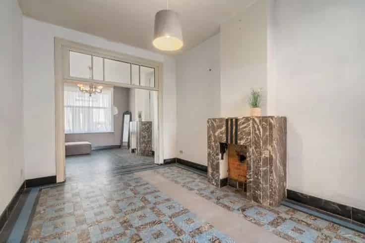 Huis Te Koop Zottegem: Ruime Herenwoning Te Renoveren