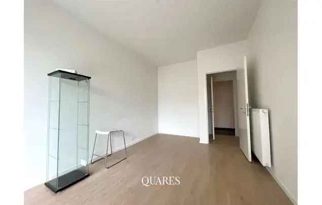 Huur 2 slaapkamer appartement van 90 m² in Antwerp