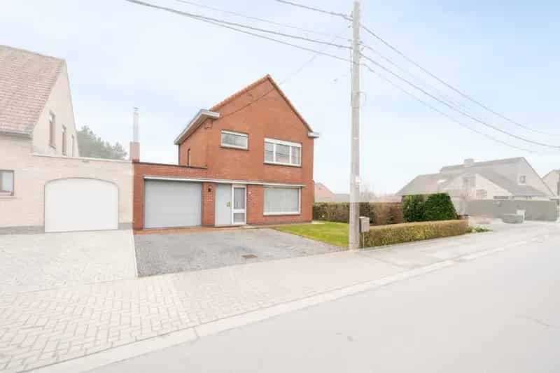 Halfopen Bebouwing Rumbeke 3 slaapkamers Grote Garage