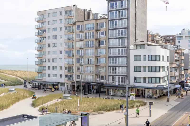 Appartement Middelkerke Zeezicht Casinoplein Te Renoveren