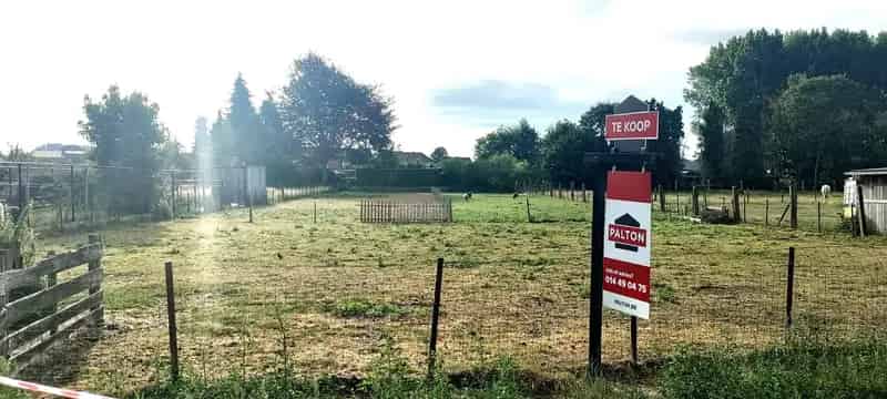 Ruime Bouwgrond Ravels Oost Georiënteerd Rustig Gelegen