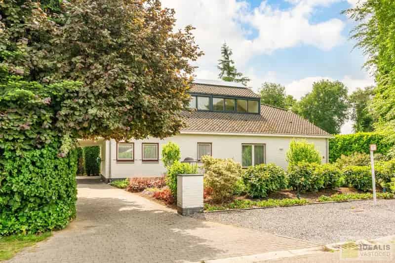 Perfecte Villa te Achel met Prachtige Tuin