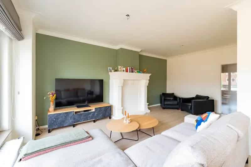 Appartement te koop Antwerpen: gerenoveerd 2 slaapkamers terras