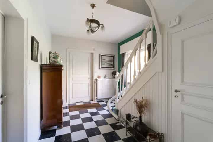 Gezinswoning 4 slaapkamers  Garage Tuin  EPC D