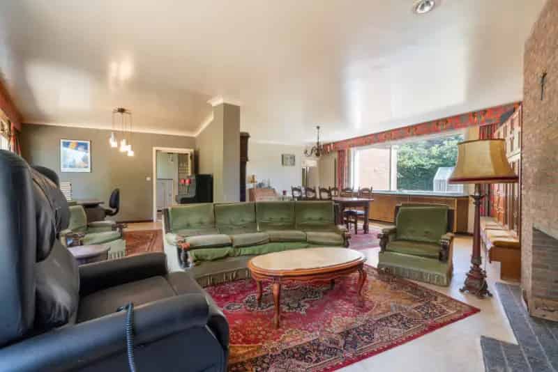 Huis te koop Eksaarde: te moderniseren woning 1414m²