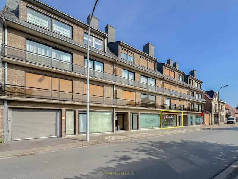 Handelspand 95m² met Appartement Kluisbergen