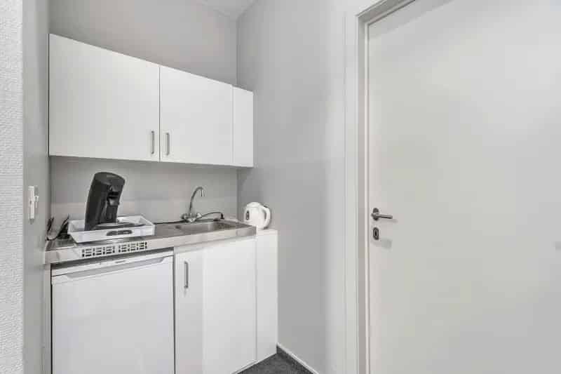 Ruime Commerciële Ruimte te Koop Waregem