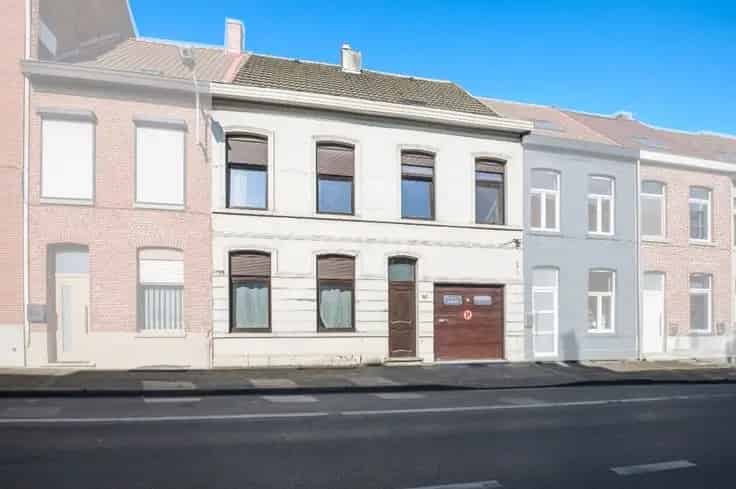 Huis Te Koop Ronse 4 slaapkamers Ruime woning Toplocatie