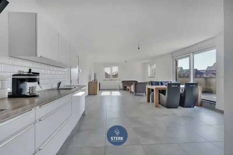 Energiezuinig Duplex Appartement 4 slaapkamers te Smeermaas Lanaken