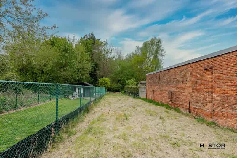 Huis te koop Stekene centrum: renovatieproject met potentieel