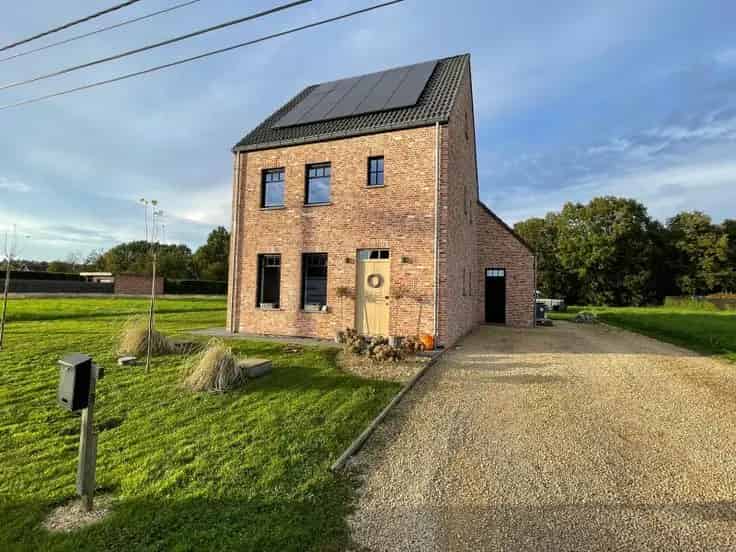 Energiezuinige Villa te Koop Stippelberg 217m2 16a Tuin
